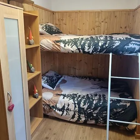 Happy Guest - Living *