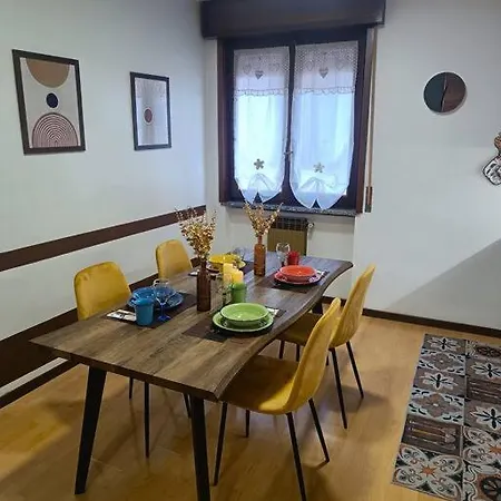 아파트 Happy Guest - Living 보르노